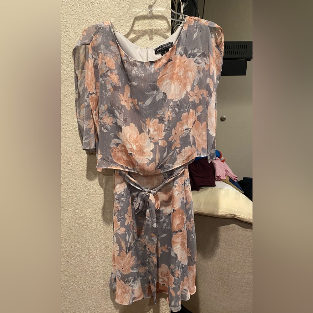 Jessica Howard Sleeveless Boat Neck Floral Popover Chiffon Dress in size 16